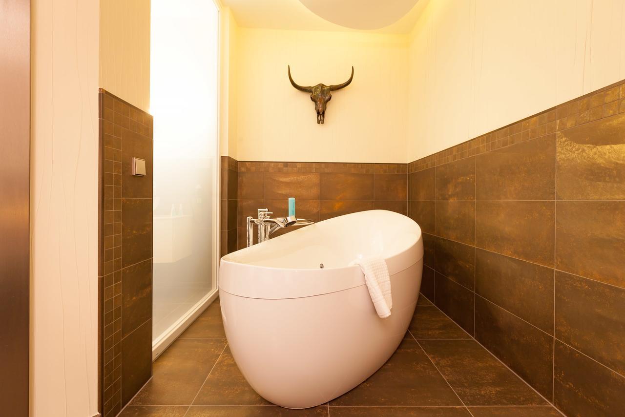 Tangermünde Aragon - Hotel - Garni מראה חיצוני תמונה